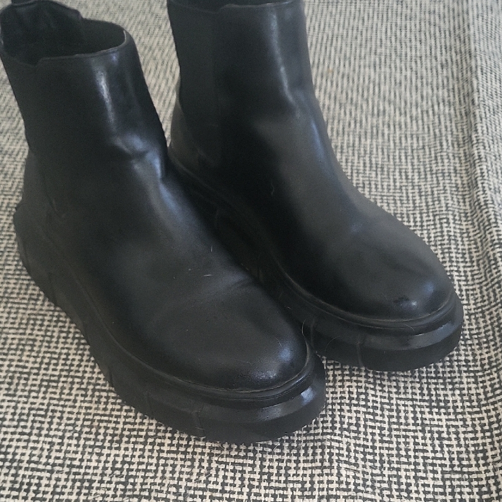Stylish Black Ankle Boots